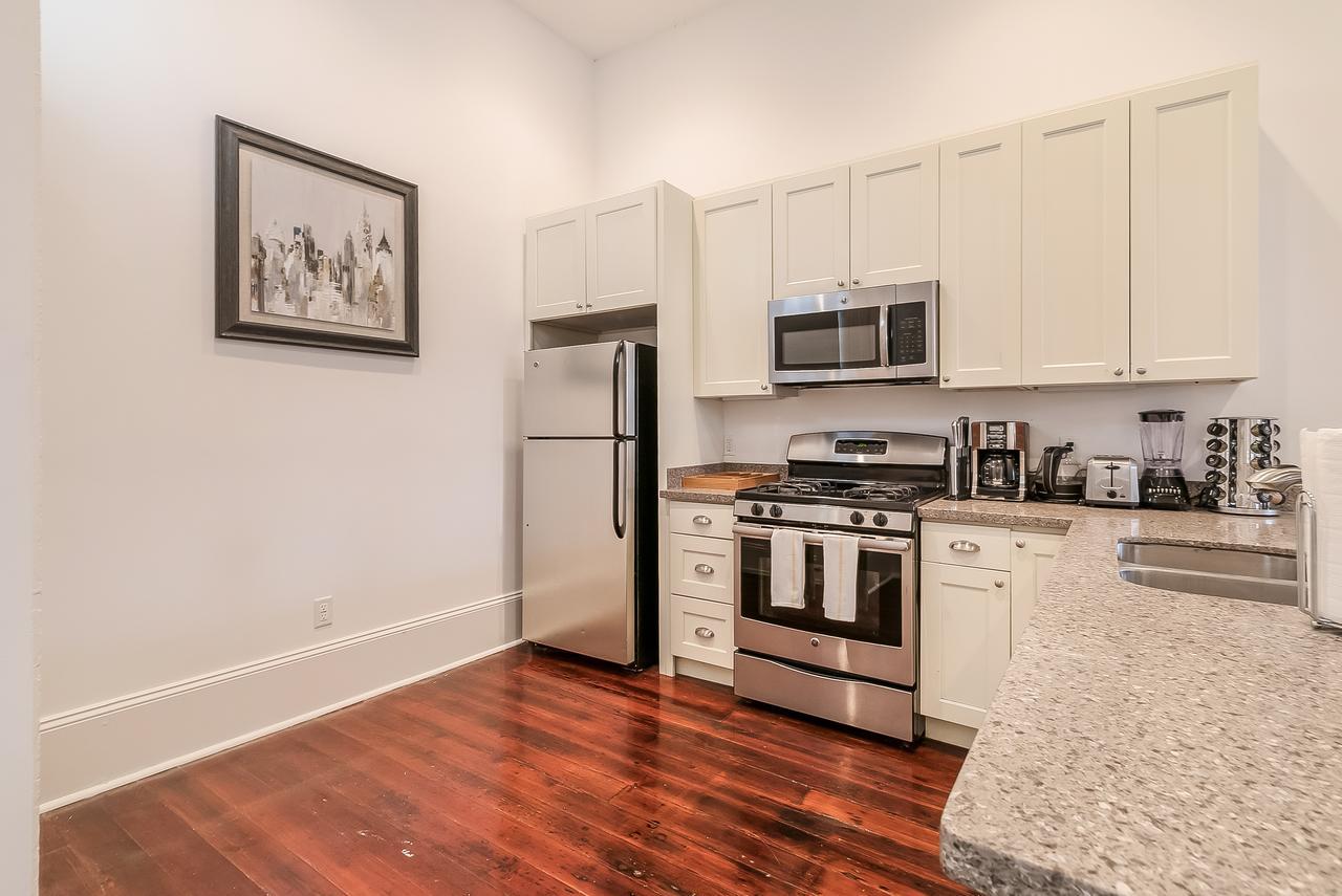 Apartamento Modern 2Br On Carondelet By Hosteeva Nueva Orleans Exterior foto