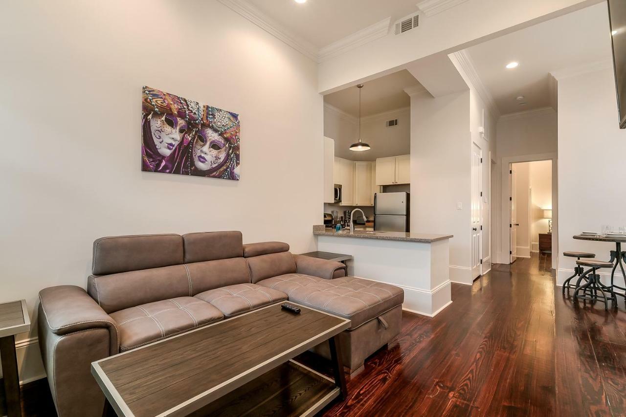 Apartamento Modern 2Br On Carondelet By Hosteeva Nueva Orleans Exterior foto